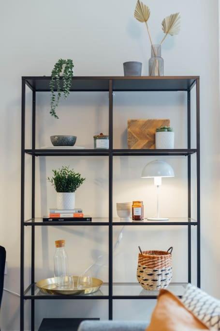 Stylish Stirling Apartment - Free Parking Extérieur photo